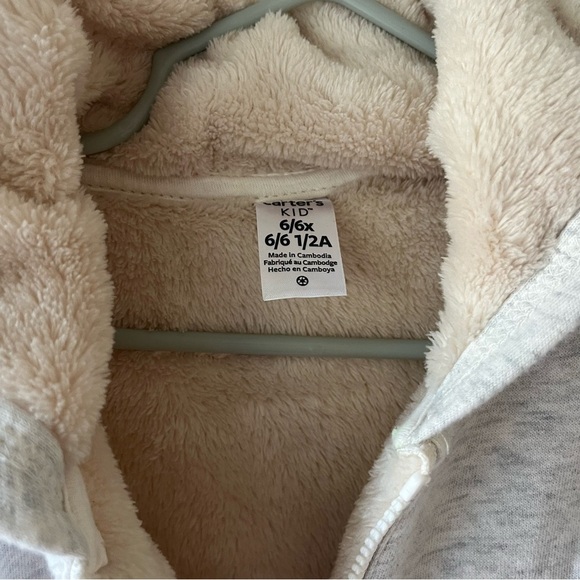 Carter’s Kids Sherpa Lined Zip Up Hoodie Gray Size 6/6X Cozy Fleece Jacket - Picture 2 of 8